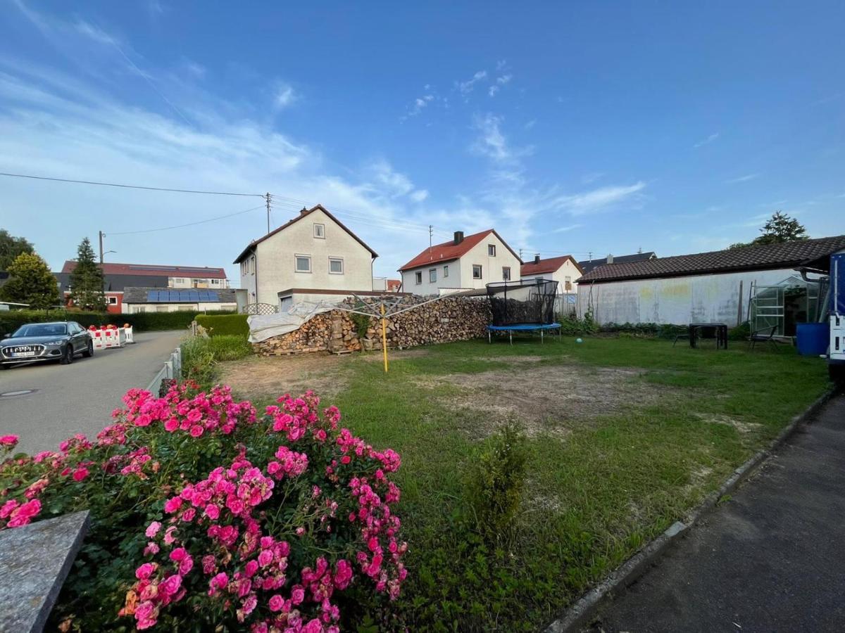 Guntia Apartment Mit Grossem Garten 金茨堡 外观 照片