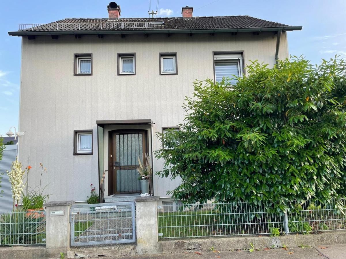 Guntia Apartment Mit Grossem Garten 金茨堡 外观 照片